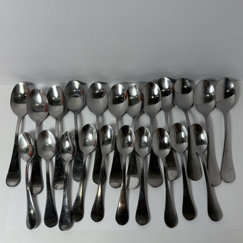 Lot 22 Cambridge Sienna Teaspoon Soup Spoon Stainless Steel Flatware Round